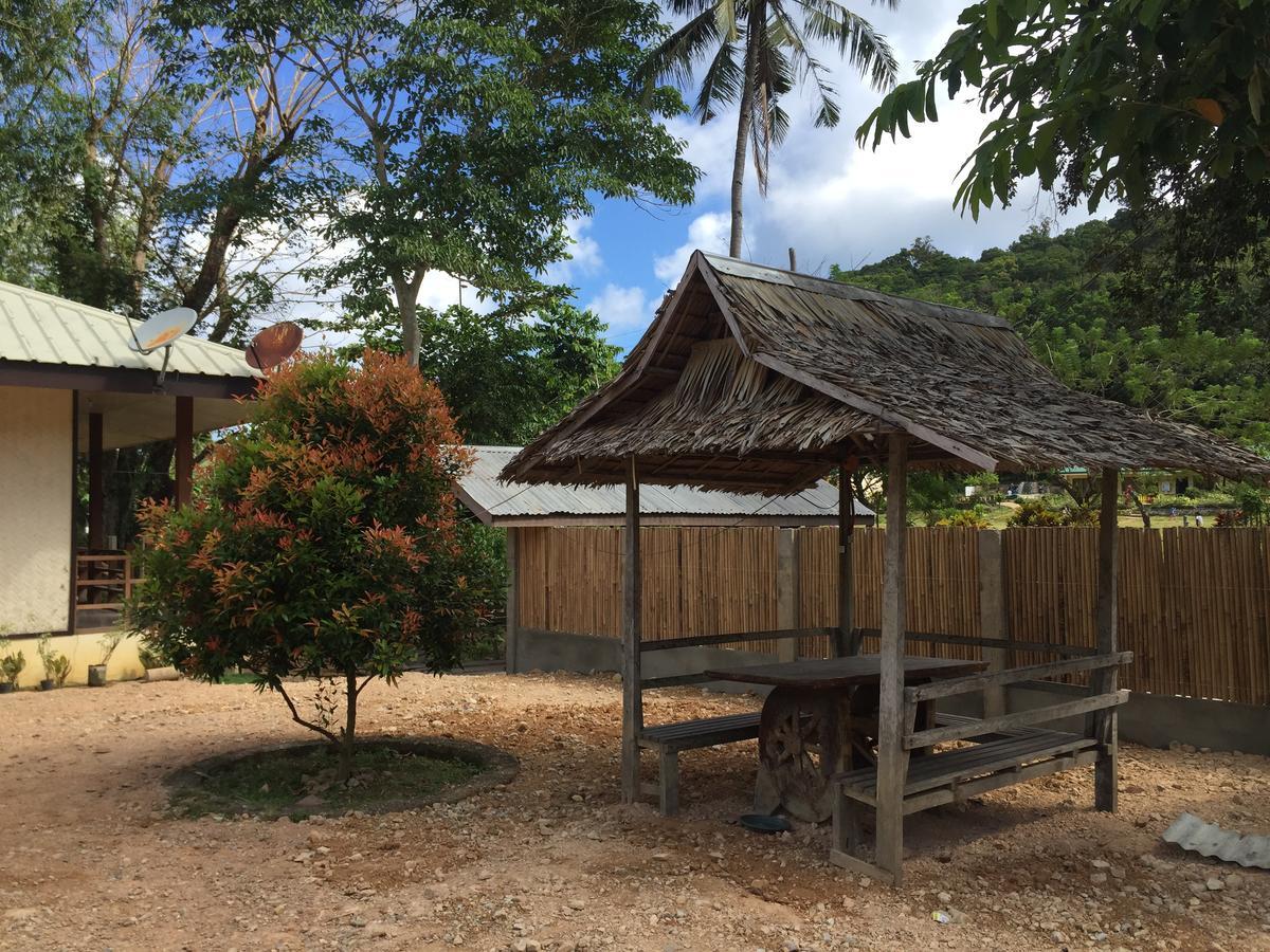 Tay Lelong'S Pension House Тайтай Екстериор снимка